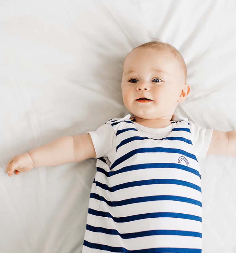 A quel âge mettre des draps pour bébé ?