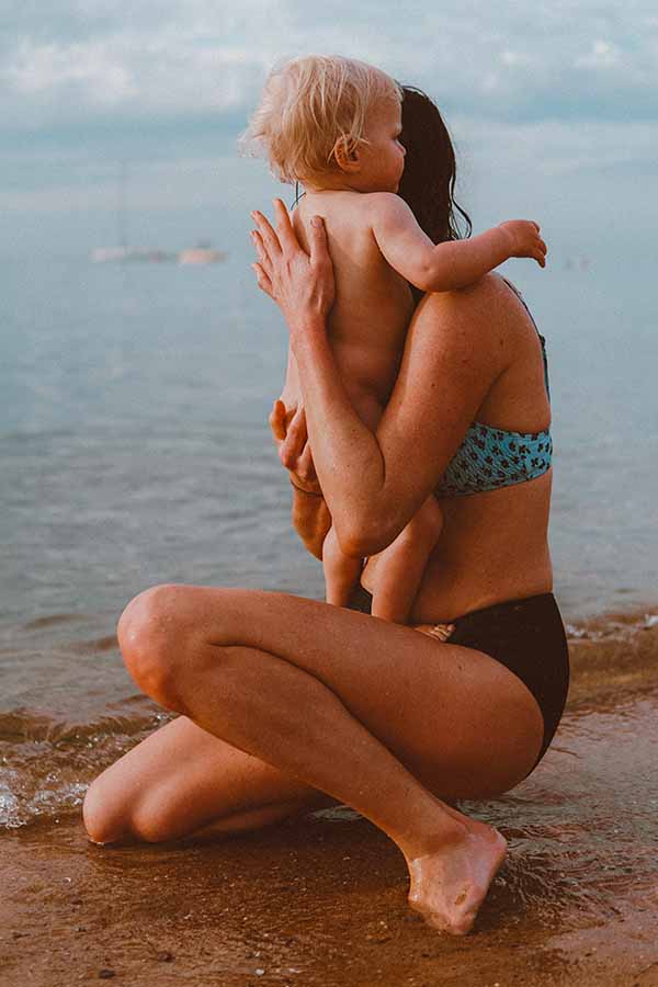 La plage avec bébé: comment bien preparer sa sortie à la mer