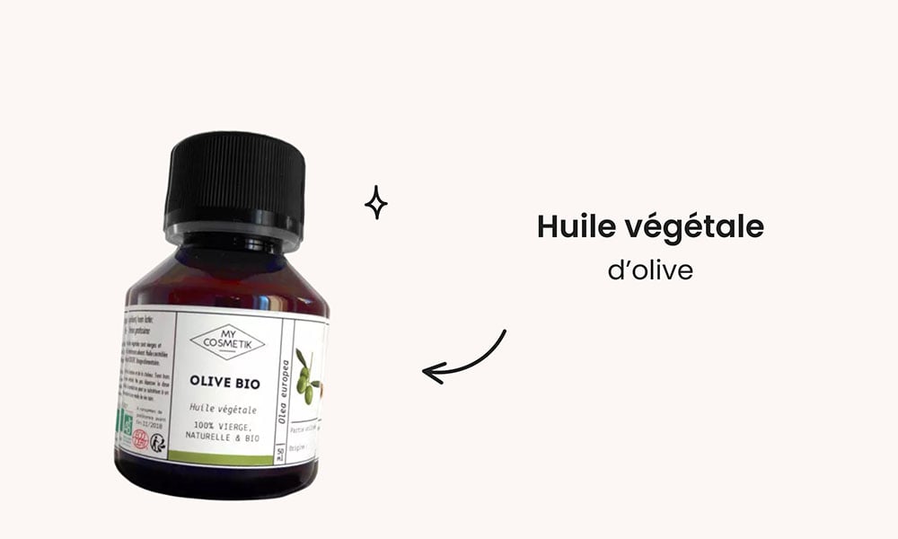 Huile végétale d'olive bio, un produit 100% vierge et naturel, souvent cité comme une excellente option naturelle pour le soin anti-vergetures pendant la grossesse.