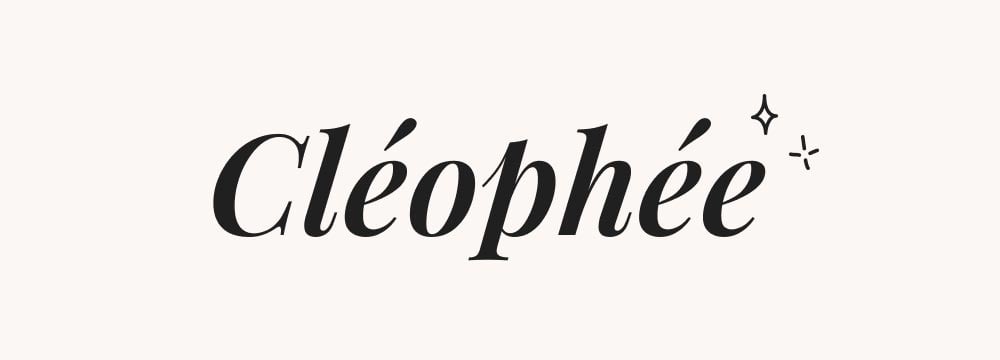Le prénom Cléophée un choix unique et élégant pour une fille, mis en avant comme un exemple de prénom rare et original.