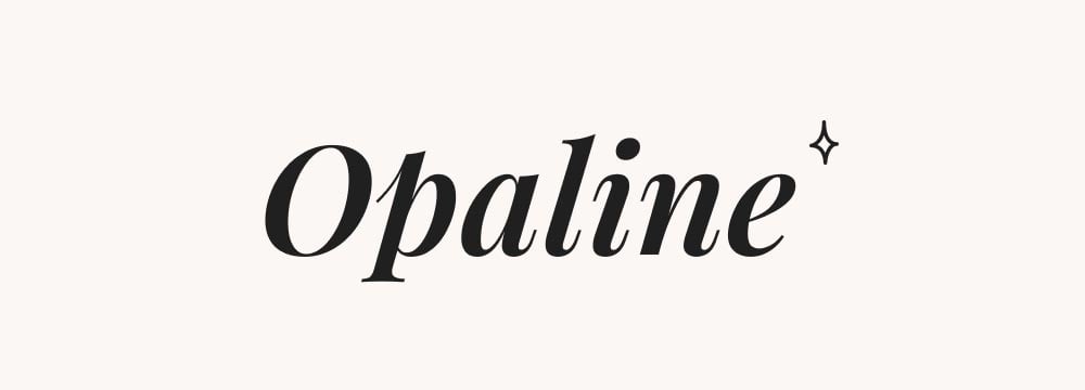 Le prénom Opaline, une option unique et peu commune pour une fille, présenté en lettres élégantes.