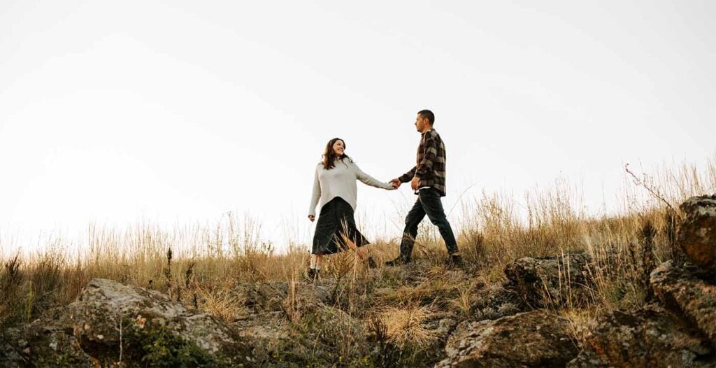 Activités couple avant naissance : randonnée nature