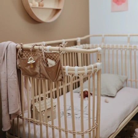 Mushie - Pochette de rangement pour lit de bébé Mushie