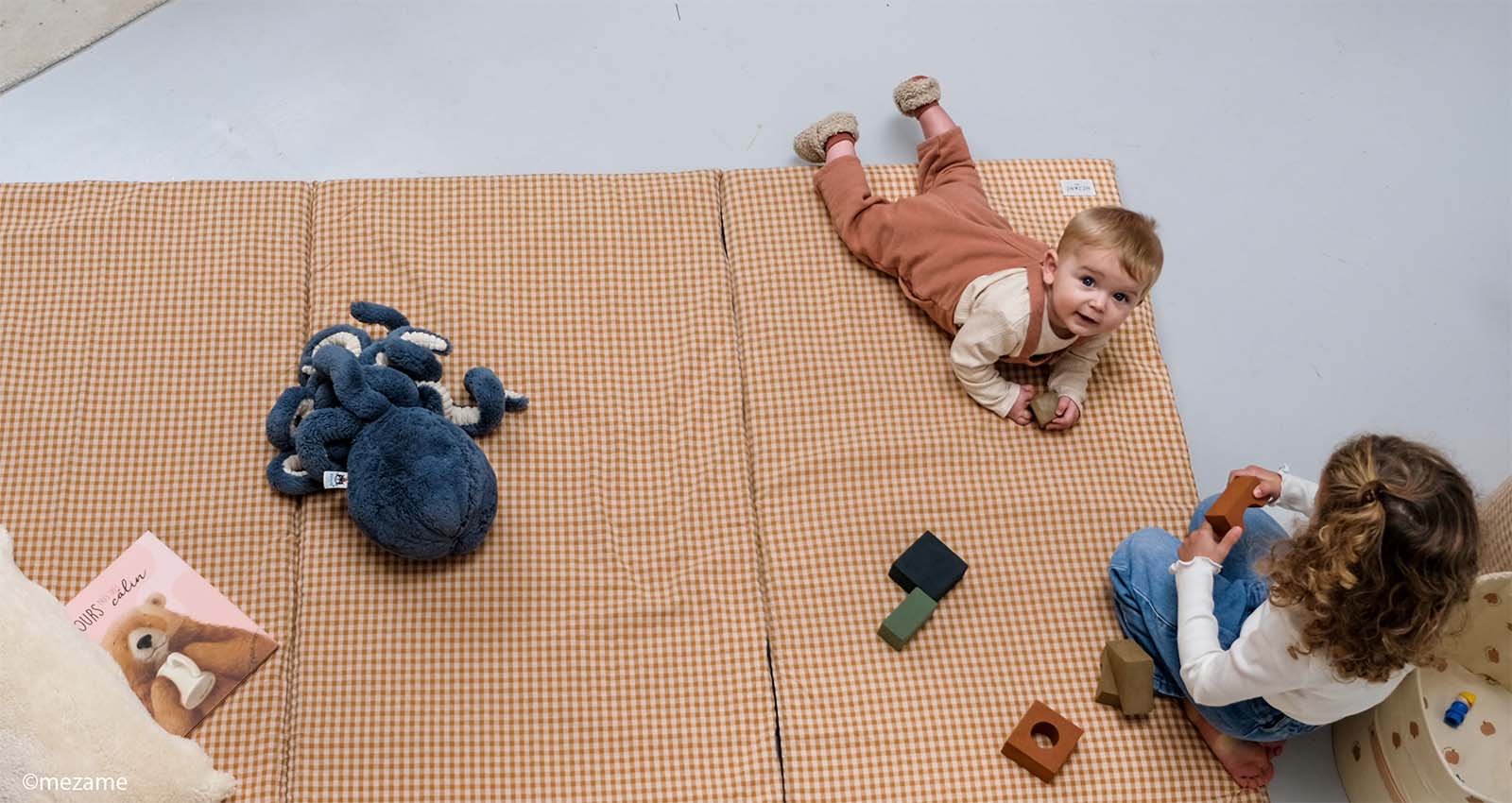 Clementoni Véhicules D'Activités – Lot 4 : Bus, Camionnette, Voiture, Moto – Dès 10 Mois