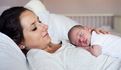 Le suivi post-partum avec une sage-femme : un accompagnement complet